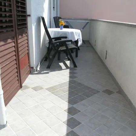 Vala Apartment